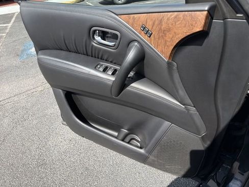 Certified 2024 Nissan Armada SL w/ Captain's Chairs Package AWD/4WD image 17