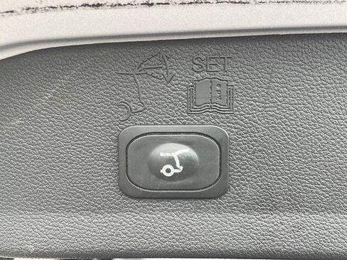 Used 2019 Ford Escape SEL FWD image 30