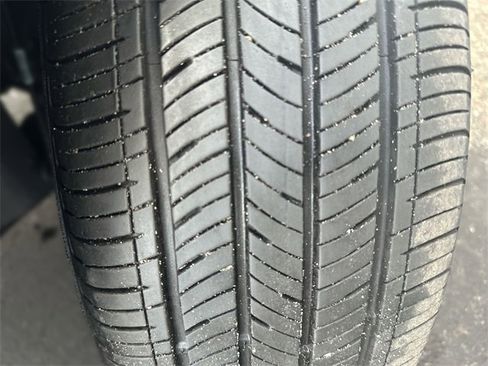 Used 2023 Hyundai Elantra SEL w/ Cargo Package image 11