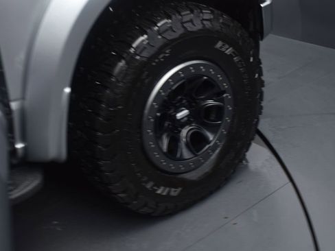 Certified 2022 Ford F150 Raptor w/ Equipment Group 801A High image 17