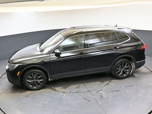 Certified 2023 Volkswagen Tiguan SE image 48