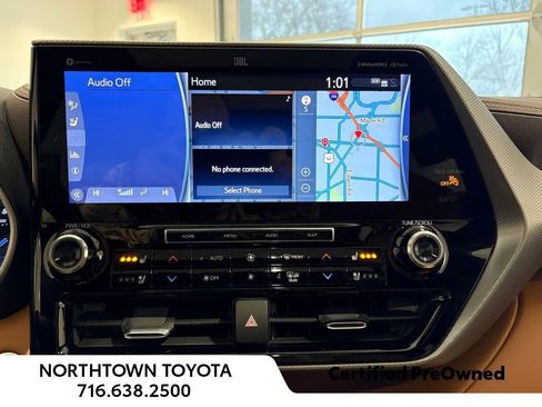 Used 2020 Toyota Highlander Platinum image 28