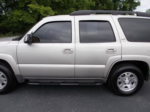 Used 2005 Chevrolet Tahoe Z71 w/ Preferred Equipment Group RWD image 6