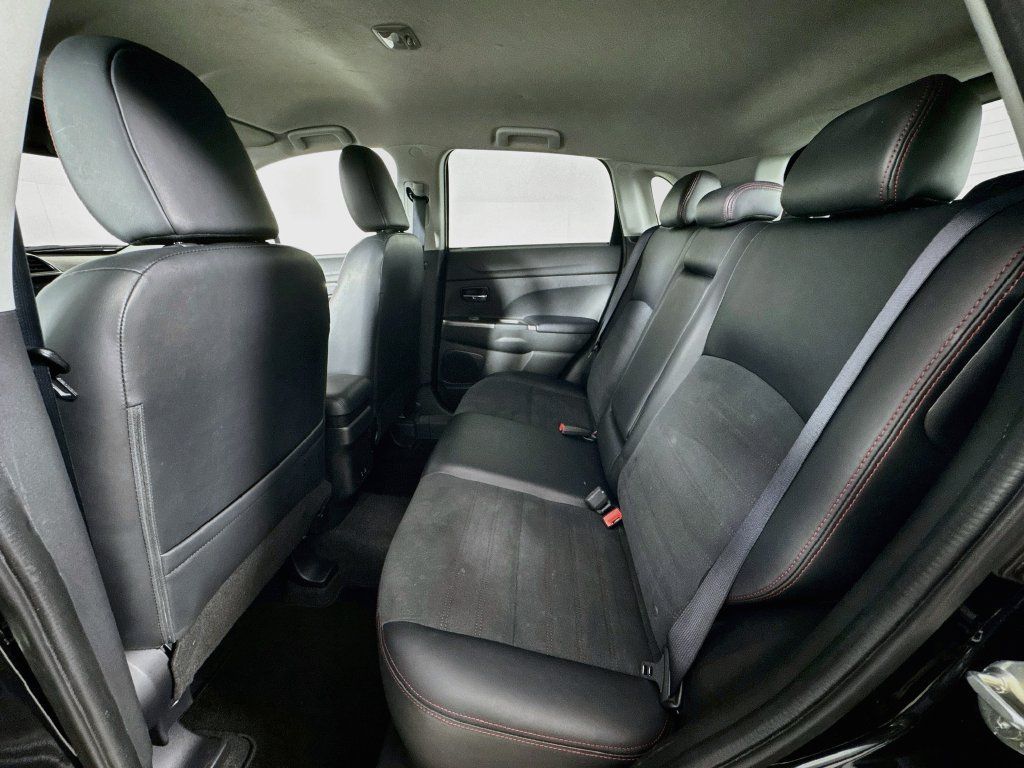 Used 2024 Mitsubishi Outlander Sport ES AWD/4WD image 23