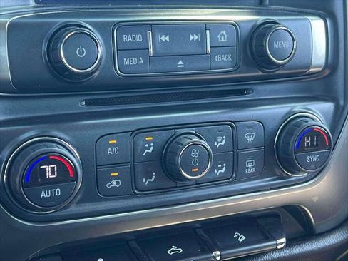 Used 2018 Chevrolet Silverado 1500 LT w/ All Star Edition AWD/4WD image 29