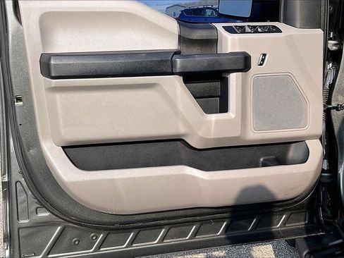 Used 2017 Ford F150 XL w/ Equipment Group 101A Mid image 17