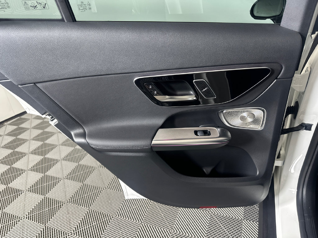 Certified 2026 Mercedes-Benz GLC 300 image 24