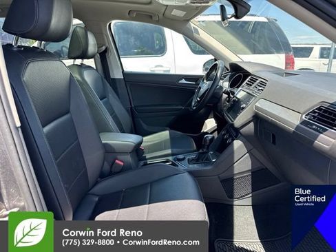 Used 2020 Volkswagen Tiguan SE w/ Panoramic Sunroof Package AWD/4WD image 14