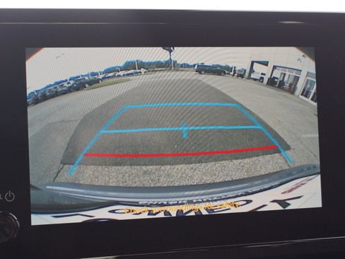 Used 2026 Toyota Corolla SE FWD image 3