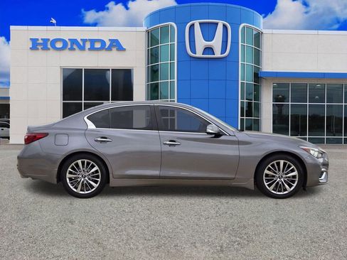 Used 2022 INFINITI Q50 Luxe w/ Cargo Package RWD image 2