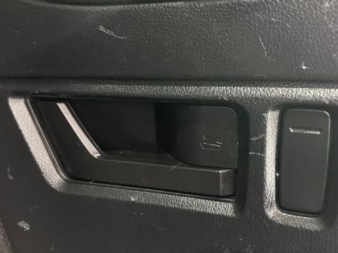 Used 2016 Subaru Outback 2.5i Limited image 25