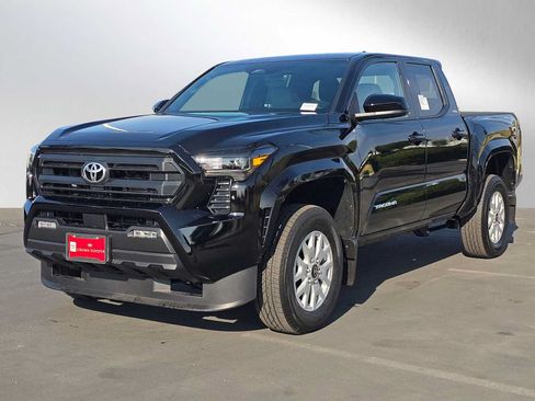 Certified 2026 Toyota Tacoma SR5 AWD/4WD image 7