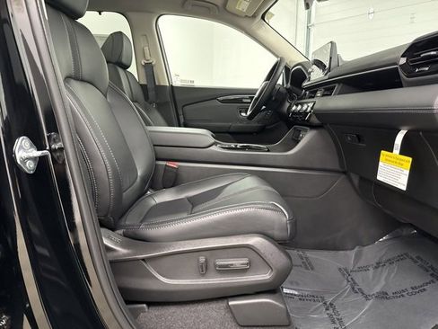 New 2025 Honda Pilot Touring image 27