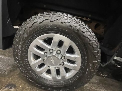 Used 2017 Chevrolet Silverado 2500 LTZ w/ Duramax Plus Package image 24