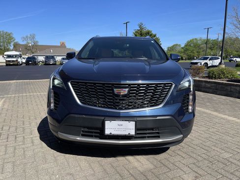 Used 2019 Cadillac XT4 Premium Luxury w/ Enhanced Visibility Package AWD/4WD image 8