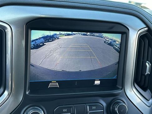 Certified 2021 Chevrolet Silverado 1500 LT Trail Boss w/ Safety Package AWD/4WD image 14