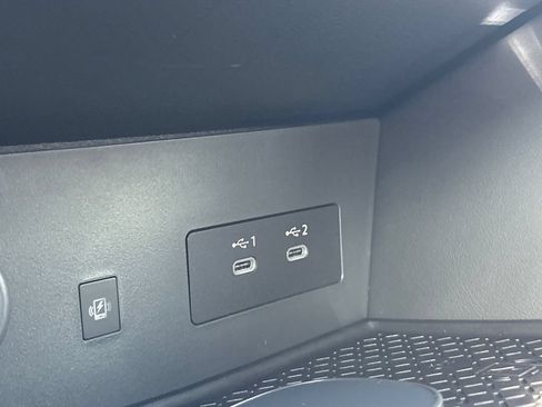 New 2026 Nissan Pathfinder SL FWD image 17