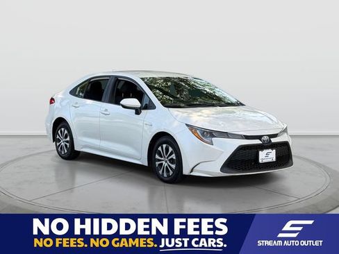 Used 2021 Toyota Corolla LE FWD image 1