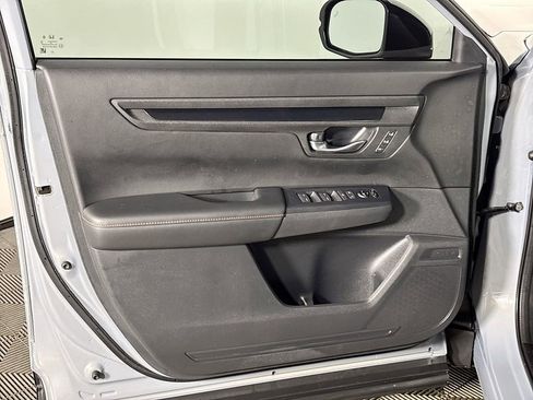 Certified 2025 Honda CR-V Sport-L image 11