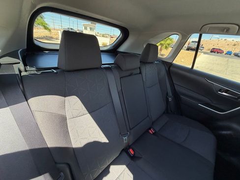 Used 2024 Toyota RAV4 XLE FWD image 17