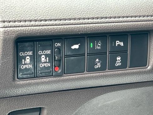 Used 2019 Honda Odyssey Elite image 27