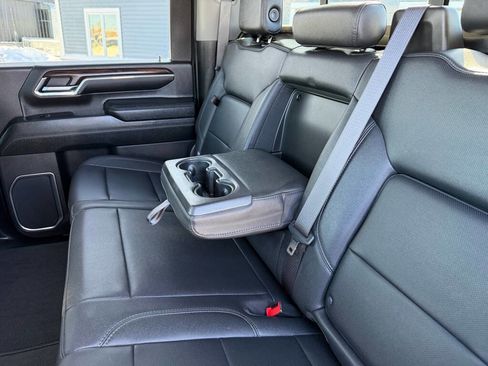 Used 2024 GMC Sierra 3500 SLT w/ SLT Premium Package image 42