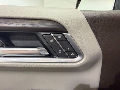 New 2026 GMC Sierra 1500 SLT w/ SLT Premium Package AWD/4WD image 11