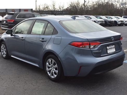 Used 2024 Toyota Corolla LE image 9