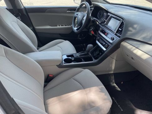 Used 2018 Hyundai Sonata SE FWD image 29