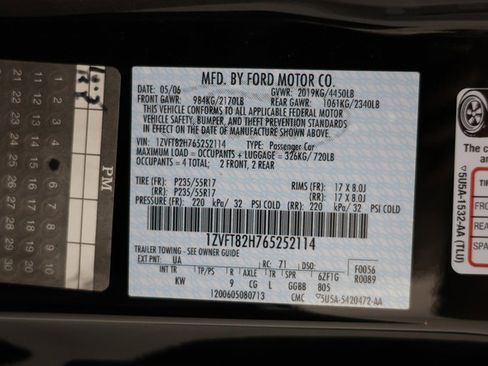 Used 2006 Ford Mustang GT image 67