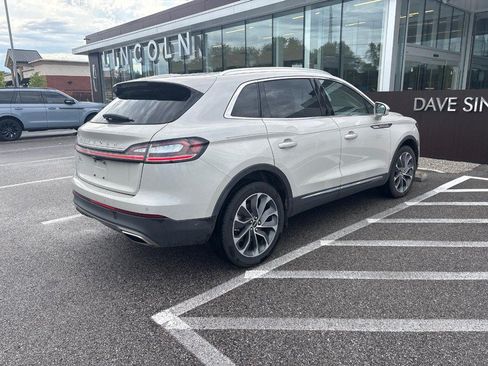 Used 2023 Lincoln Nautilus Reserve w/ Equipment Group 201A AWD/4WD image 3