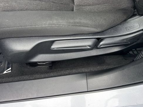 Used 2023 Honda Accord LX image 12