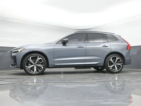 Used 2023 Volvo XC60 B6 Ultimate w/ Protection Package Premier AWD/4WD image 37
