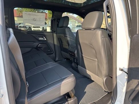 New 2024 Chevrolet Silverado EV RST image 25