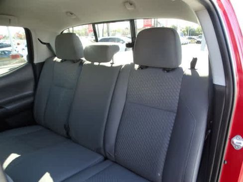 Certified 2023 Toyota Tacoma SR image 32