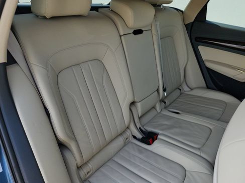 Used 2018 Audi Q5 2.0T Premium AWD/4WD image 32