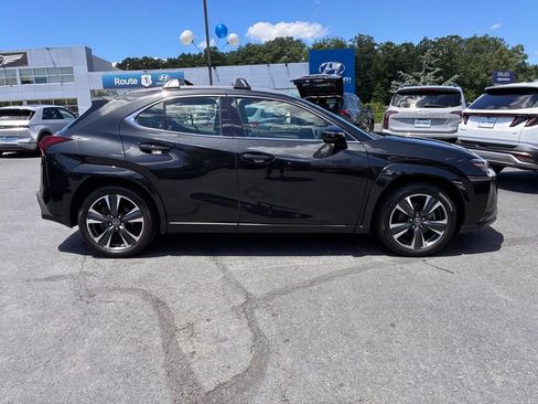 Used 2023 Lexus UX 250h AWD w/ Accessory Package (Z2) image 8