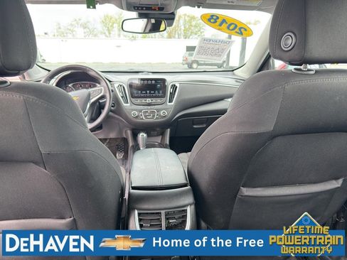 Used 2018 Chevrolet Malibu LT w/ Driver Confidence Package FWD image 21