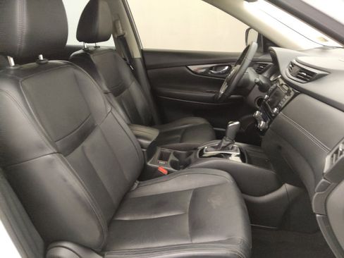 Used 2018 Nissan Rogue SL FWD image 21