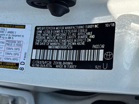 Used 2019 Toyota C-HR LE FWD image 43
