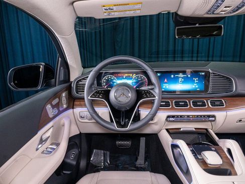 New 2026 Mercedes-Benz GLE 450 4MATIC Coupe image 14