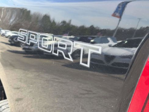 Used 2023 RAM 1500 Laramie image 12