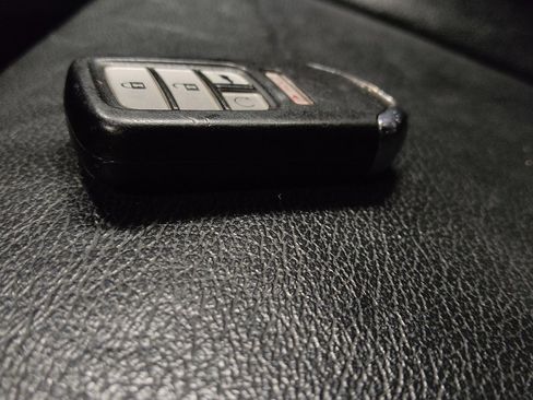 Used 2019 Honda Pilot EX-L image 32