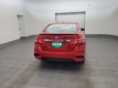 Used 2018 Nissan Sentra SR FWD image 7