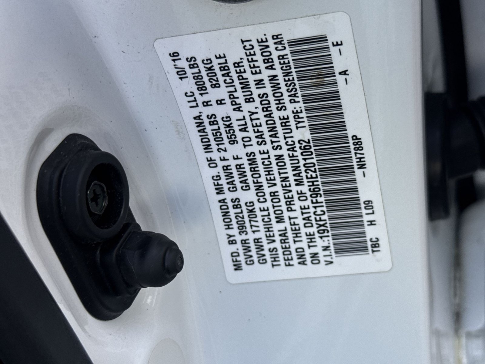 Used 2017 Honda Civic Touring image 30