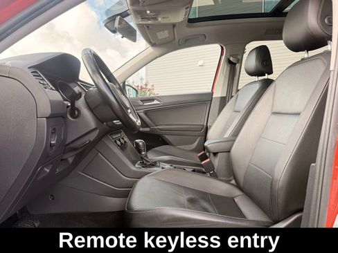 Used 2018 Volkswagen Tiguan SEL image 12