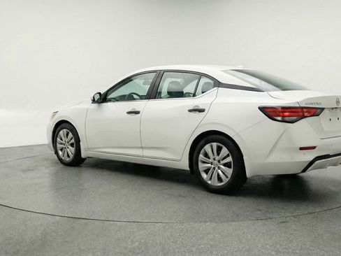 Used 2025 Nissan Sentra S FWD image 6