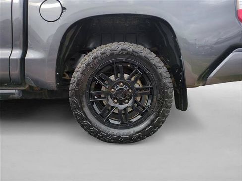 Used 2021 Toyota Tundra SR5 AWD/4WD image 23