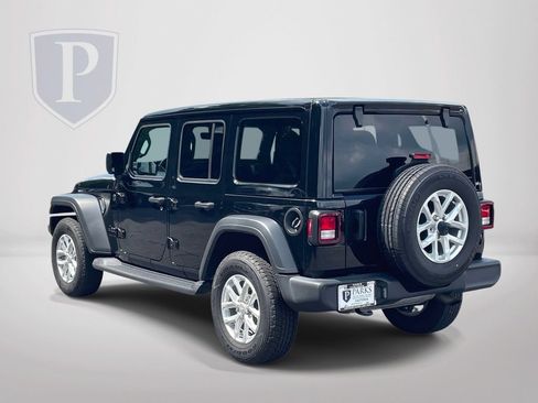 Used 2023 Jeep Wrangler Unlimited Sport w/ Sun And Sound Package AWD/4WD image 6