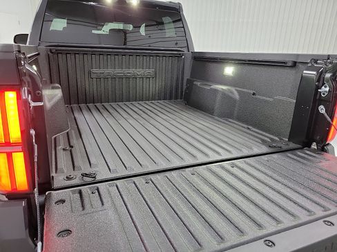 Certified 2025 Toyota Tacoma TRD Sport w/ Blackout Package (GST) image 7